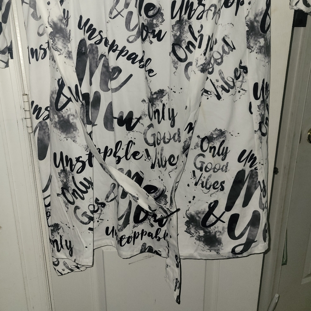 Good Vibes Jacket - Picture 3 of 11